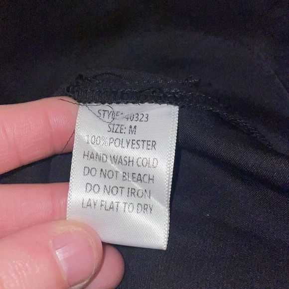 Grade & Gather Women’s Black V-Neck Blouse Size Medium New NWT - Picture 5 of 6